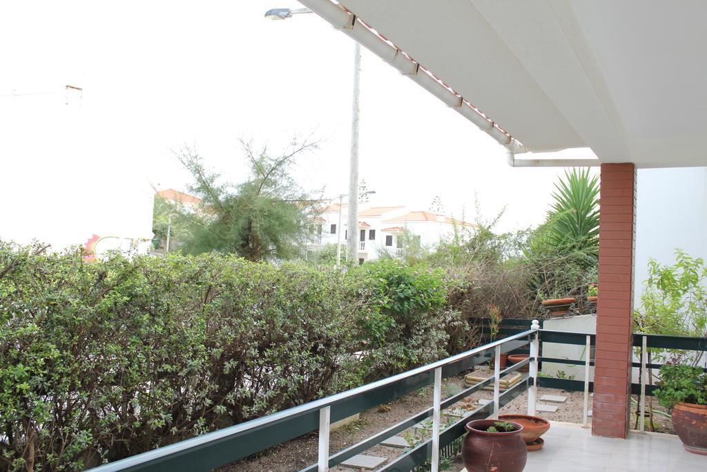 Canas Beach House - Al Areia Branca Kültér fotó